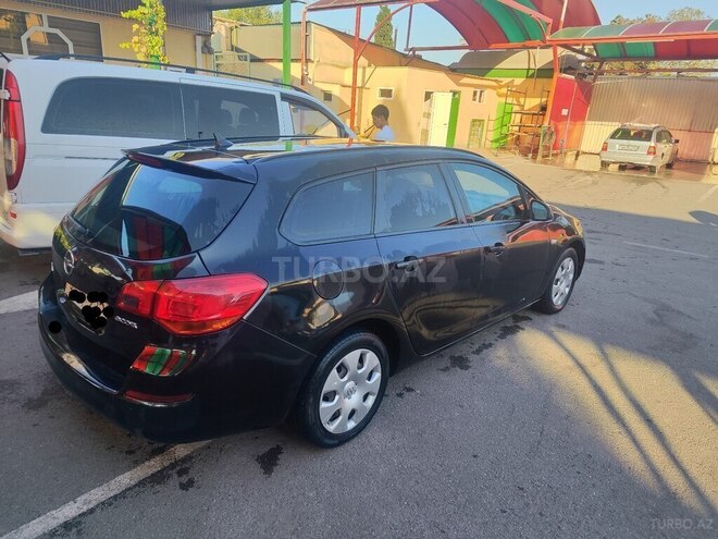 Opel Astra 2011, 270,000 km - 1.3 l - Gəncə