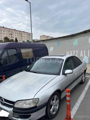 Opel Omega 1996, 240,000 km - 2.0 л - Sumqayıt