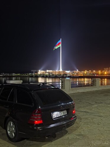 Mercedes C 200 2001, 570,000 km - 2.2 l - Bakı