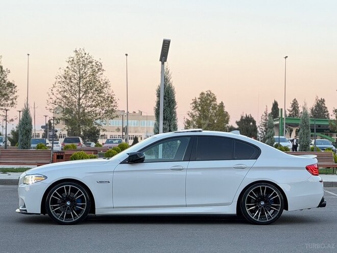 BMW 528 2015, 143,000 km - 2.0 л - Gəncə