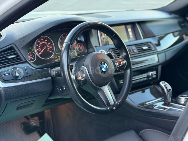 BMW 528 2015, 143,000 km - 2.0 л - Gəncə