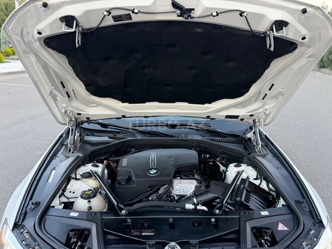 BMW 528 2015, 143,000 km - 2.0 л - Gəncə