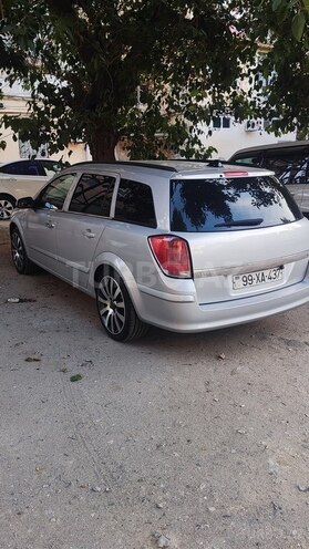 Opel Astra 2005, 300,000 km - 1.8 l - Bakı
