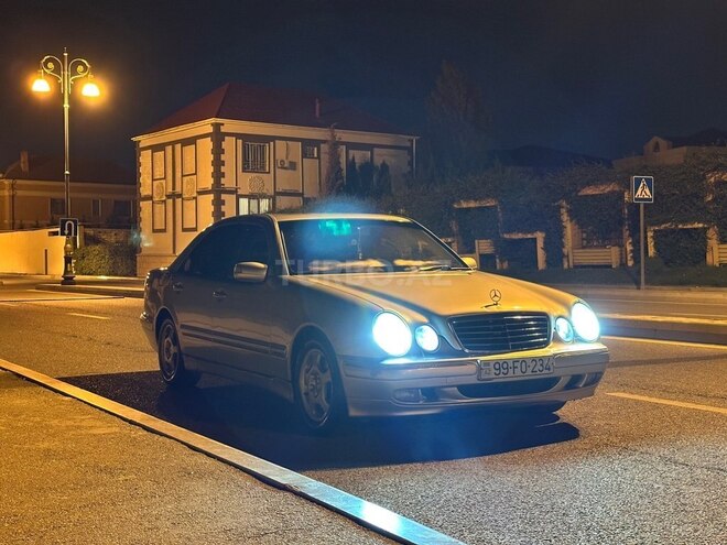 Mercedes E 320 2000, 328,500 km - 3.2 l - Bakı