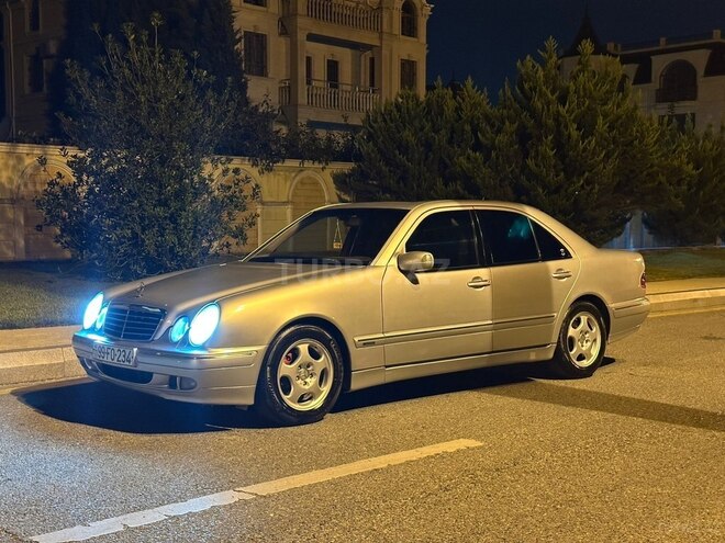 Mercedes E 320 2000, 328,500 km - 3.2 l - Bakı