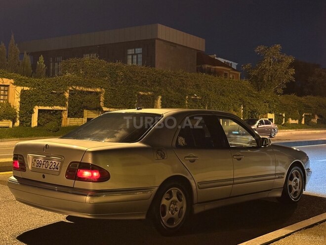 Mercedes E 320 2000, 328,500 km - 3.2 l - Bakı