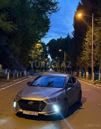 Hyundai Elantra 2017, 266,000 km - 2.0 l - Bakı