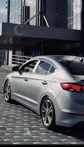 Hyundai Elantra 2017, 266,000 km - 2.0 l - Bakı