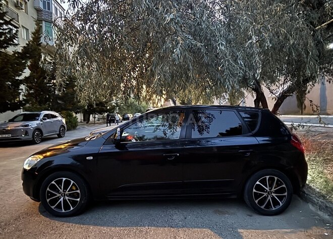 Kia Ceed 2008, 450,000 km - 1.6 l - Sumqayıt