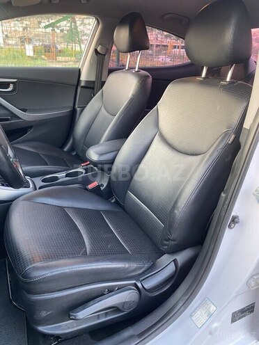 Hyundai Avante 2015, 75,000 km - 1.6 l - Bakı