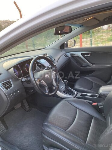 Hyundai Avante 2015, 75,000 km - 1.6 l - Bakı