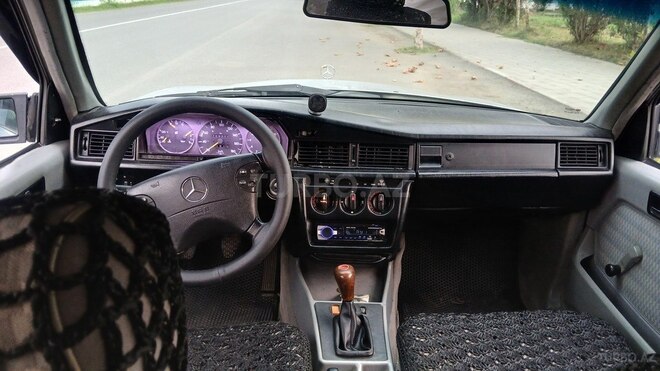 Mercedes 190 1991, 856,320 km - 2.0 l - Astara