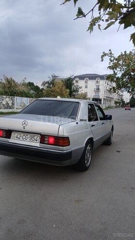 Mercedes 190 1991, 856,320 km - 2.0 l - Astara