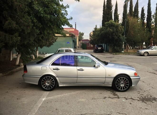 Mercedes C 240 1998, 418,000 km - 2.4 л - Hacıqabul