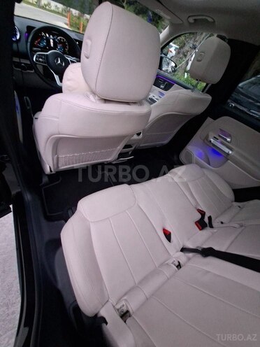Mercedes GLB 250 4MATIC 2023, 63,000 km - 2.0 l - Bakı