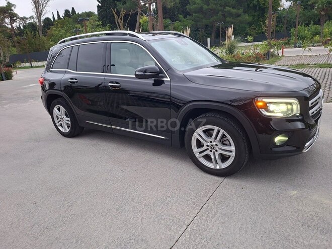 Mercedes GLB 250 4MATIC 2023, 63,000 km - 2.0 l - Bakı