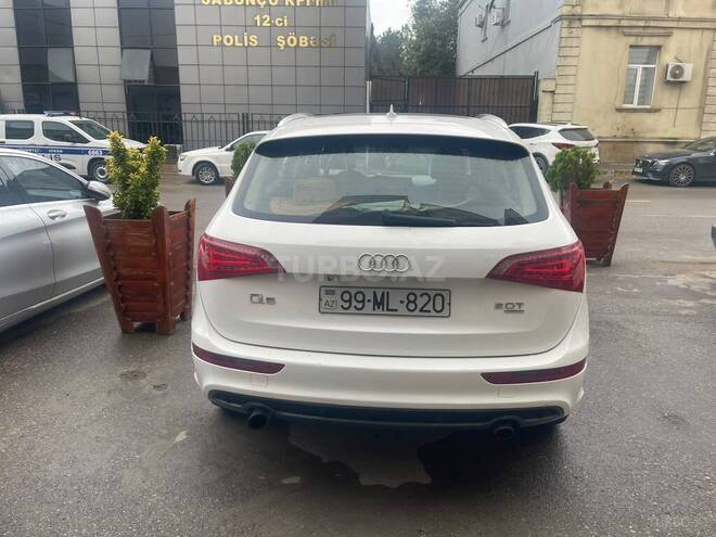 Audi Q5 2010, 224,082 km - 2.0 l - Bakı
