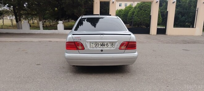 Mercedes E 240 1999, 354,000 km - 2.4 l - Beyləqan