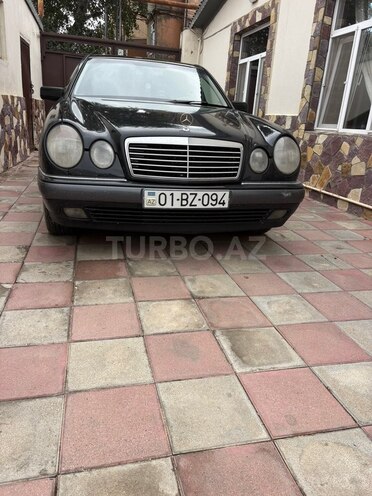 Mercedes E 220 1998, 526,000 km - 2.2 л - Bakı