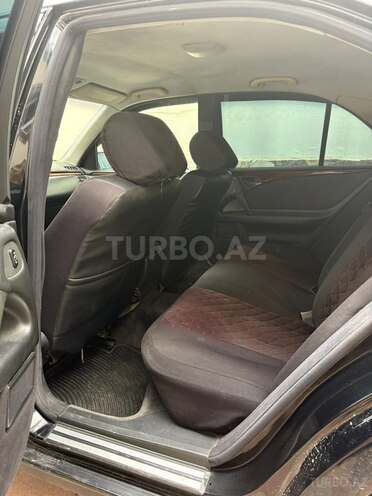 Mercedes E 220 1998, 526,000 km - 2.2 л - Bakı