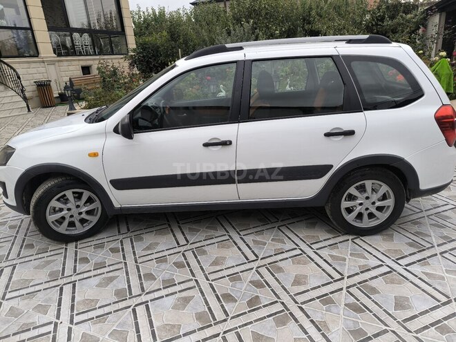 LADA (VAZ)  2015, 315,000 km - 1.6 l - Sumqayıt