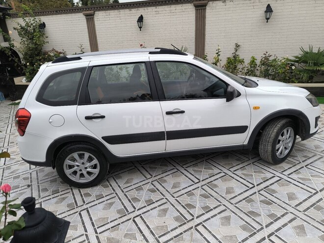 LADA (VAZ)  2015, 315,000 km - 1.6 l - Sumqayıt