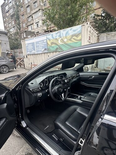 Mercedes E 220 2014, 300,000 km - 2.1 l - Bakı