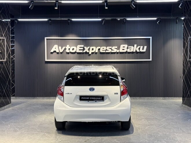 Toyota Aqua 2018, 80,100 km - 1.5 l - Bakı