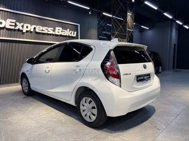 Toyota Aqua 2018, 80,100 km - 1.5 l - Bakı