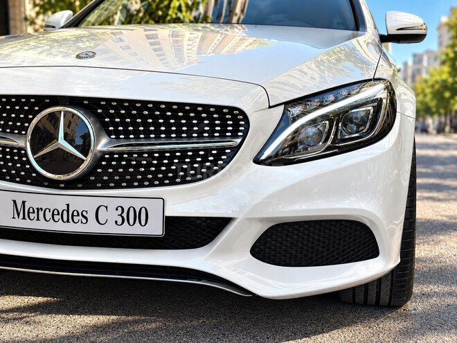 Mercedes C 300 4MATIC 2017, 148,140 km - 2.0 l - Bakı
