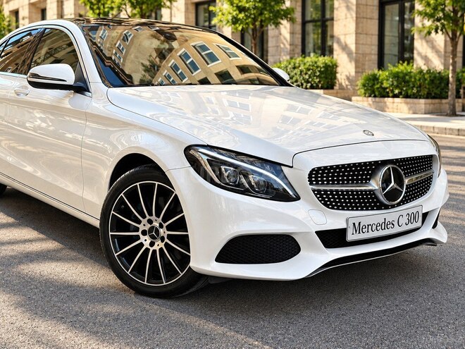 Mercedes C 300 4MATIC 2017, 148,140 km - 2.0 l - Bakı