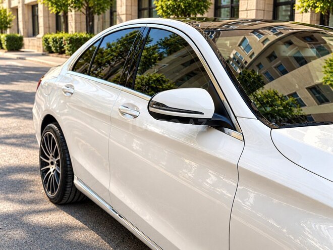 Mercedes C 300 4MATIC 2017, 148,140 km - 2.0 l - Bakı