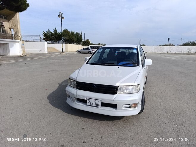 Mitsubishi Chariot 2000, 211,300 km - 2.4 l - Bakı