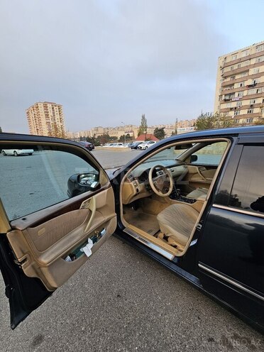 Mercedes E 280 4MATIC 2000, 427,000 km - 2.8 l - Bakı