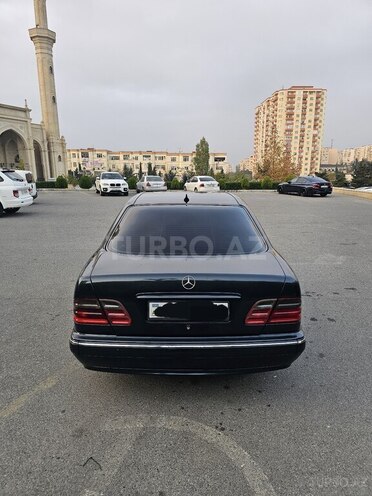 Mercedes E 280 4MATIC 2000, 427,000 km - 2.8 l - Bakı