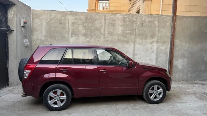 Suzuki Grand Vitara 2007, 163,000 km - 2.7 l - Gəncə