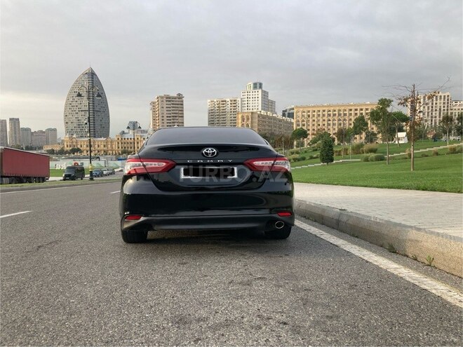 Toyota Camry 2018, 130,000 km - 2.5 l - Bakı