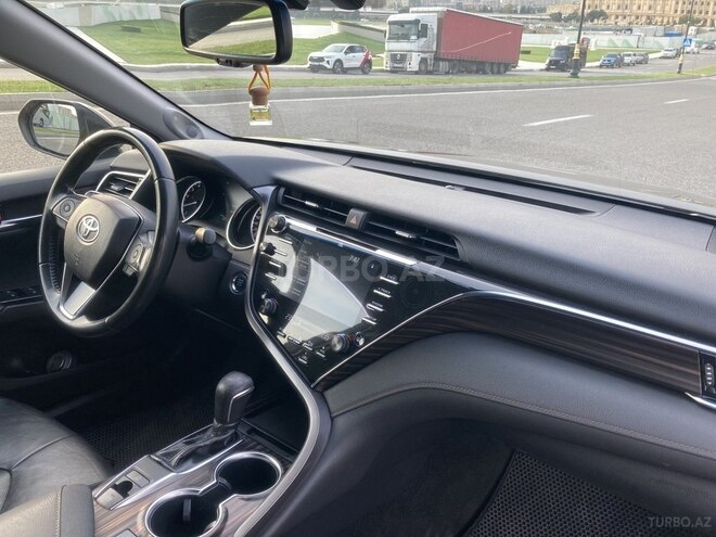 Toyota Camry 2018, 130,000 km - 2.5 l - Bakı