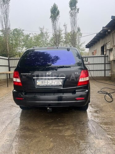 Kia Sorento 2005, 330,000 km - 2.5 l - Lerik