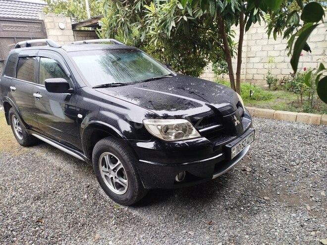 Mitsubishi Outlander 2006, 205,000 km - 3.0 л - Bərdə