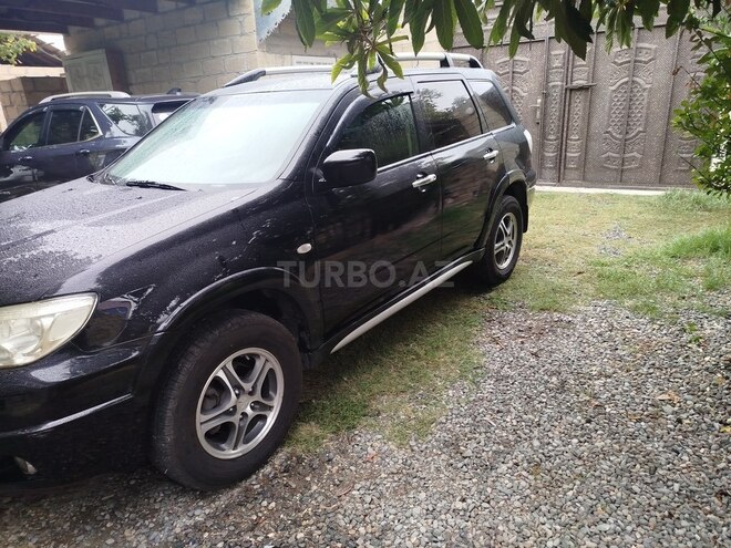 Mitsubishi Outlander 2006, 205,000 km - 3.0 л - Bərdə
