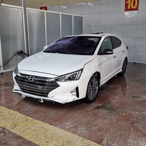 Hyundai Elantra 2019, 217,457 km - 2.0 l - Bakı