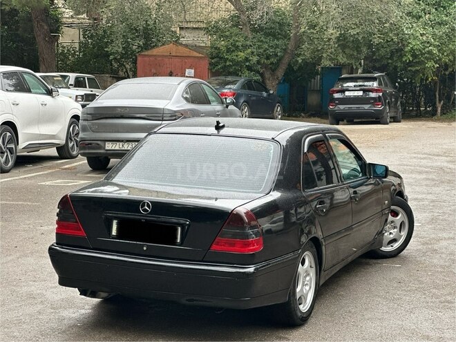 Mercedes C 240 2000, 254,854 km - 2.4 l - Bakı