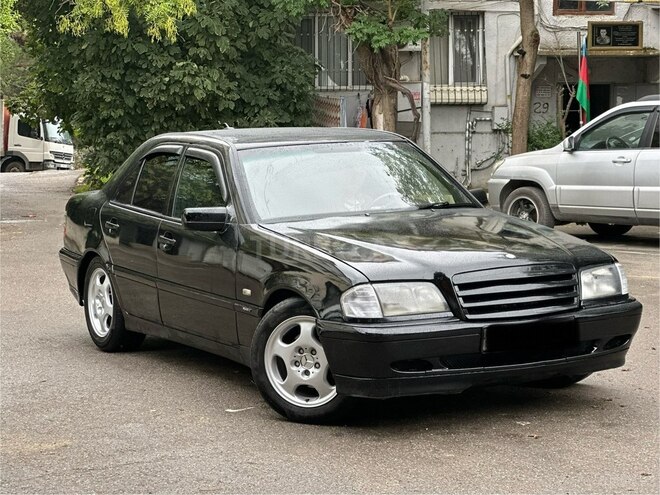 Mercedes C 240 2000, 254,854 km - 2.4 l - Bakı