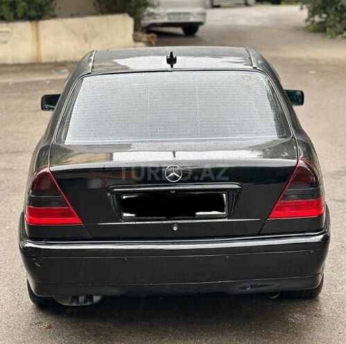 Mercedes C 240 2000, 254,854 km - 2.4 l - Bakı
