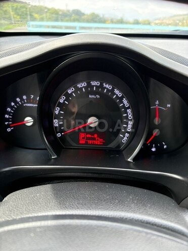 Kia Sportage 2011, 191,000 km - 2.0 l - Quba