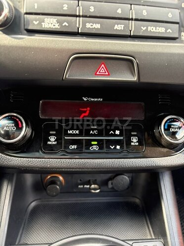 Kia Sportage 2011, 191,000 km - 2.0 l - Quba
