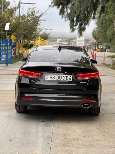 Kia K5 2017, 209,775 km - 1.7 l - Şirvan