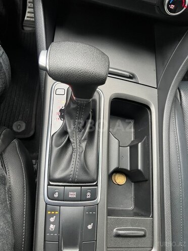 Kia K5 2017, 209,775 km - 1.7 l - Şirvan