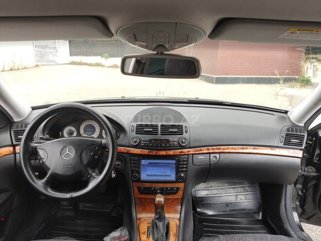 Mercedes E 320 2004, 264,000 km - 3.2 l - Bakı